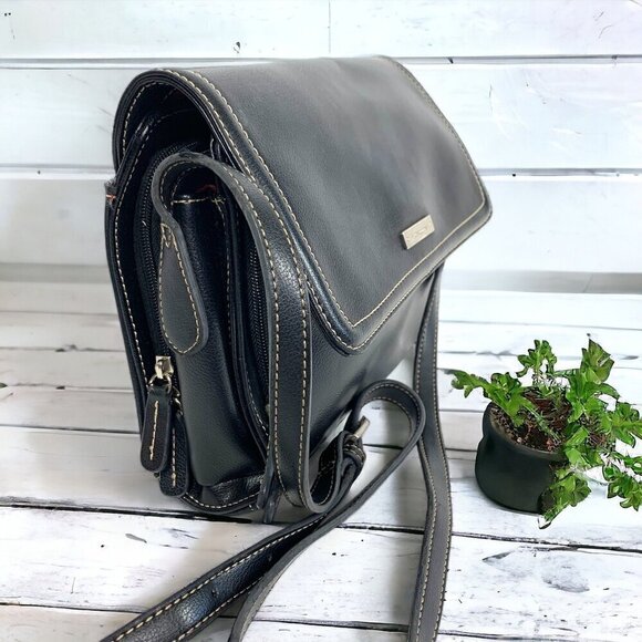 Liz Claiborne Get Organized Multifunction Crossbody Bag Black Faux Leather - Picture 2 of 16